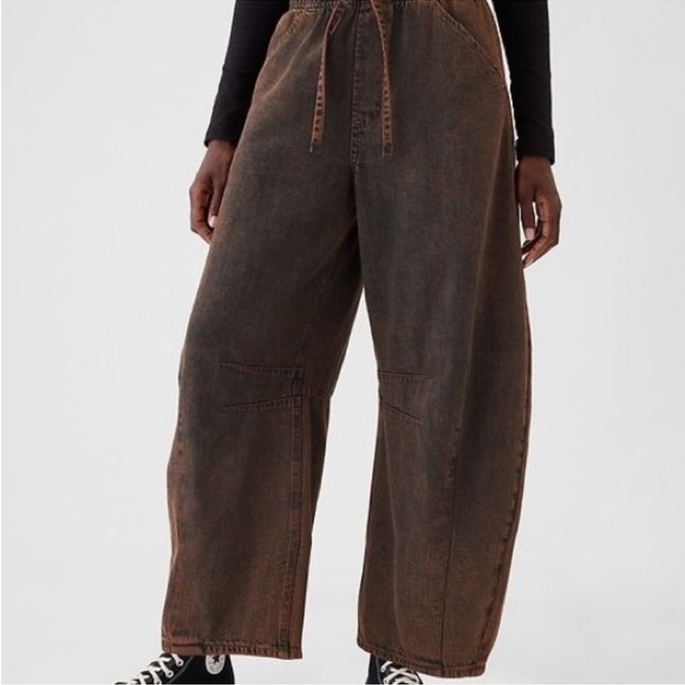 GAP Women’s High Rise Easy Horseshoe Jeans